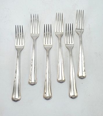 לוט 6 מזלגות כסף, חתומות 800, משקל 397 גרם, אורך 21