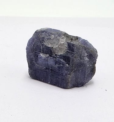 אבן טנזנייט גולמית חצי מלוטשת באופן טבעית ענקית, משקל 201.5 קראט,מהאוסף הפרטי של בעל 