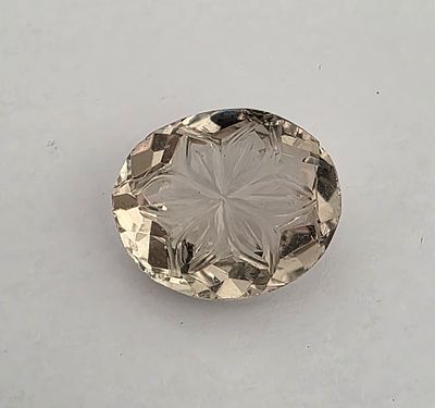 אבן לא מזוהה מלוטשת ומגולפת, 22.8 קראט, יפה, טבעית מהכספת באחריות מלאה