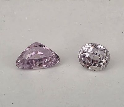 לוט 2 אבני קונזייט מלוטשות סופר AAAּ+++, משקל 27.87 קראט, צבע יפה, הוצאו מבריפקה עם 