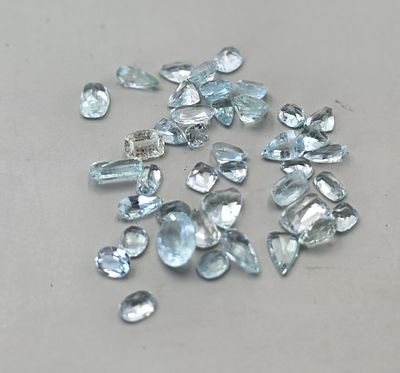 לוט אבני אקווה מארין מלוטשות סופר AAAּ+++, משקל 46.18 קראט, מגיעות בבריפקה עם תג 