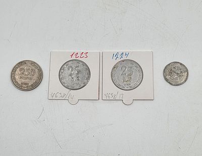 לוט 4 מטבעות: מטבע 250 פרוטה תש"ט , שתי מטבעות 25 מיל ומטבע לא מזוהה מצד אחד 