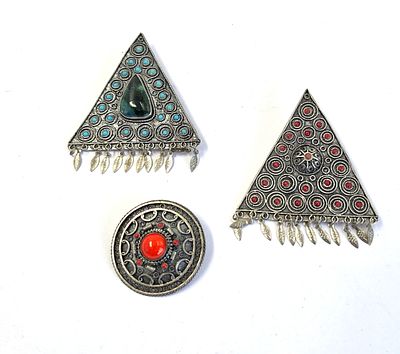 לוט 3 סיכות ישראליות מכסף חתומות 925, משובצות אבני חן, עבודת אמןנהדרת משנות ה50 