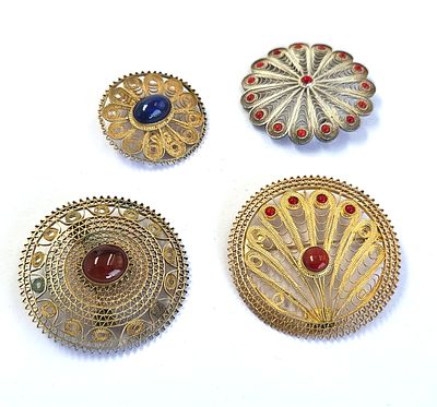 לוט 4 סיכות מכסף 925 חתום, עבודת פיליגרן מרהיבה, קוטר ממוצע 4-5. משקל 39 גרם