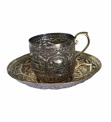 סט כוס וצלוחית מכסף- נבדק ונראה לנו כי כסף גבוהה, משקל 179 גרם, גובה וקוטר הכוס כ6.5 