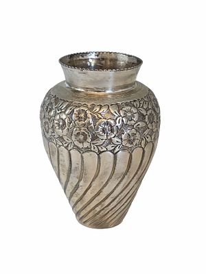 אגרטל מכסף 800 חתום , גובה 15, משקל 196 גרם