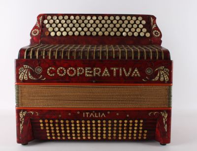 Аккордеон, Италия, Cooperetiva, 
ок. 1935 год. Звучание инструмента не проверялось