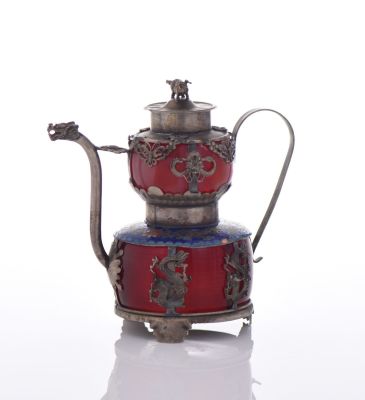 Китайско-тибетский чайник с драконом из серебра и красного нефрита. Конец 19 - нач.20 в. 