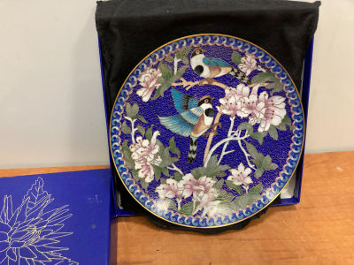 Перегородчатая тарелка (Cloisonne plate ). Мастерская художников Чинг-тай-лейк.В коробке с 