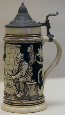 Старинная керамическая пивная кружка. Возможно, Рейнгольд Меркельбах, с причудливой ступенчатой 