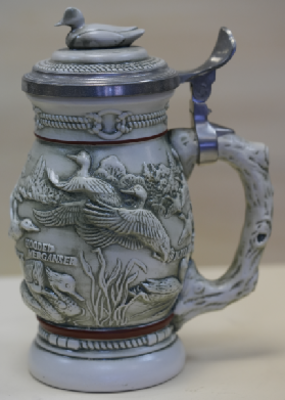 Старинная керамическая пивная кружка. Avon, Бразилия. Со сценой охоты на уток. С декоративной 