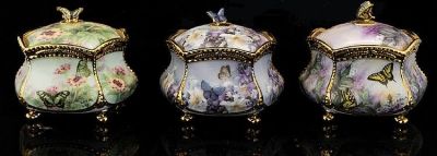 Коллекция из трёх фарфоровых музыкальных шкатулок ограниченного выпуска от Ардли
Эллиотт с 