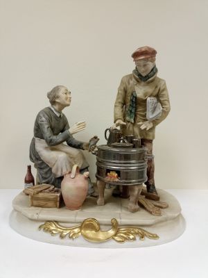 Фарфоровая статуэтка "Жареные каштаны" мануфактуры Karl Ens (Германия). Высота 26 см
Германия 