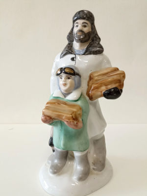 Фарфоровая композиция &laquo;По дрова&raquo;.
Коростеньский фарфоровый завод. В идеальном состояний сколов 