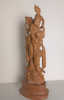 Скульптура &laquo;Шива и Парвати&raquo;, высокохудожественная резьба по дереву. Добиваясь любви Шивы 