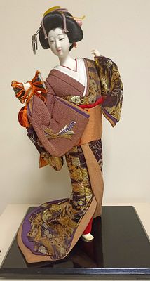 Редкая! Очень большая (H=48см) японская коллекционная кукла-нингё в богато украшенном 