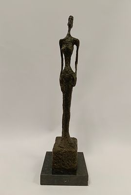 Бронзовая скульптура по мотивам Джакометти на основании из мрамора. Подпись &laquo;Giacometti&raquo; на 