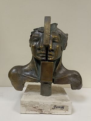 Скульптура &laquo;Альтер Эго&raquo;, Андрес Гомес.
Бронзосодержащий композит, бронзирование. 
Испания 