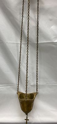 Старинная подвесная лампада.
Латунь
Общая высота 55 см.