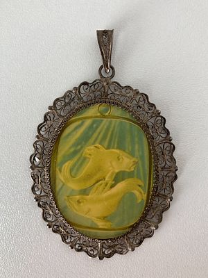 Изысканная коллекционная подвеска из скани (посеребрение?) с использованием прозрачного 