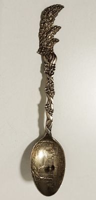 Коллекционная ложка. Высота 11 см.
Серебрение