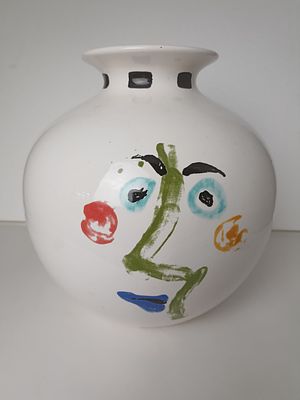 Кувшин по мотивам живописи по керамике Пабло Пикассо. Picasso, Living, Face 1963. Высота 23 см.