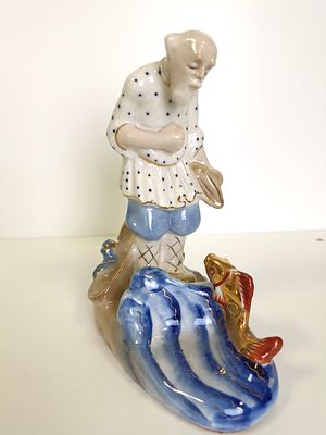 Статуэтка "Старик и Золотая рыбка", , Турыгинский завод художественной керамики (Гжель), 
Автор 