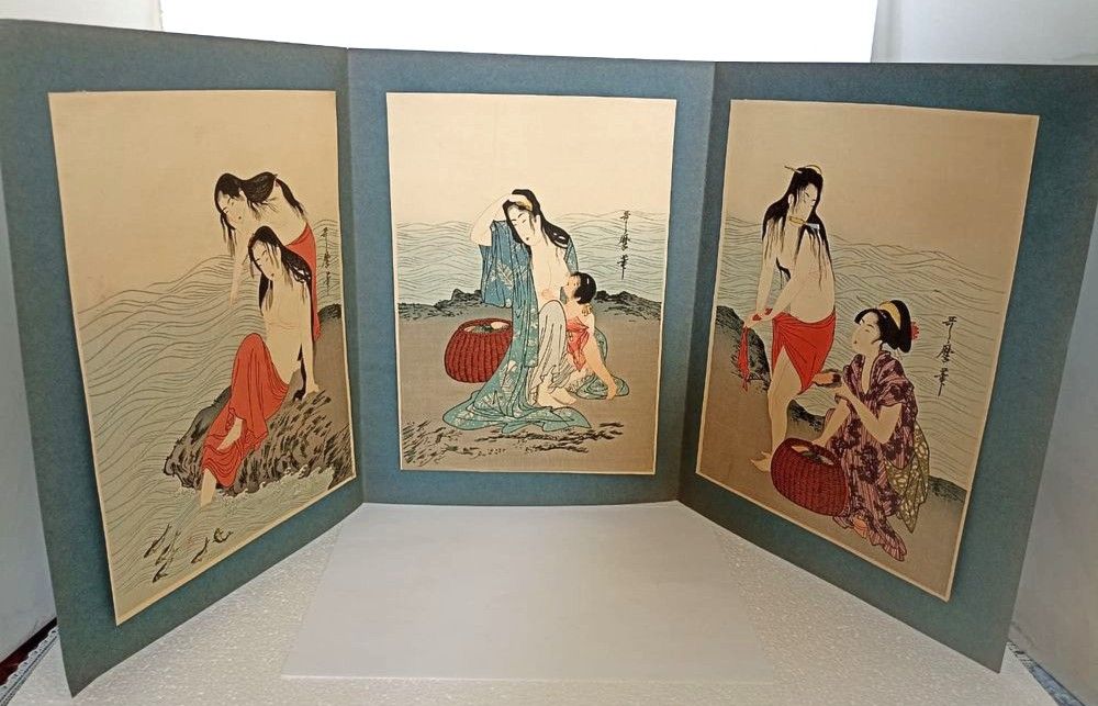 Старинные японские гравюры в технике woodblock prints.
Идеальная сохранность. Триптих &laquo;У воды&raquo;. 