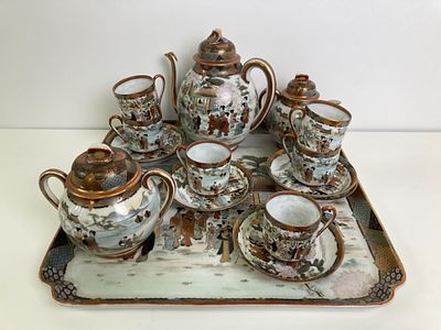 Роскошный раритетный японский сервиз на 6 персон в традиционной технике Satsuma. Включает 6 