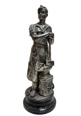 Посеребренная скульптура "Кузнец", мраморное основание.
1920 г.
Н=38 см.
Провенанс: Historia 