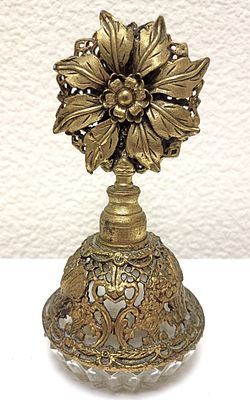 Коллекционный флакон для аромата "Континенталь" в изысканной латунной филигранной оправе. 