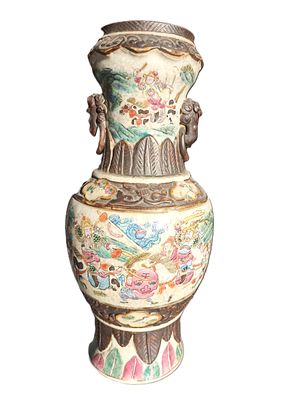 Традиционная китайская ваза с художественной имитацией металла эмалью и кракелюром. Роспись 