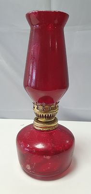 Миниатюрная коллекционная настольная лампа. Высота 20 см.