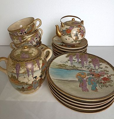 Необыкновенный японский чайный сервиз Сацума (префектура Кагосима, мануфактура с XVI в.), с 