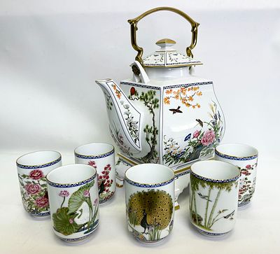 Уникальный японский фарфоровый сервиз. Чайник и 6 чашек. Деколь, роспись, золочение. Каждая 