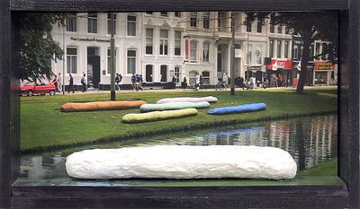 Franz West, Adaptive, 2003. Franz West, ADAPTIVE, 2003, Scultura in resina poliuretanica e 