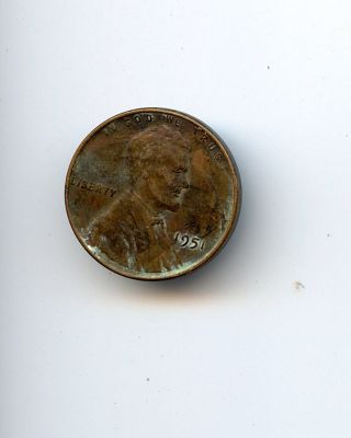 Scarce Antique US Coin Collectors Lincoln 1 Cent 1951. This lot is coming from the estate of a 