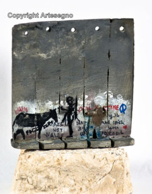 Banksy (1974) - Multiple in resin and painted concrete. 
cm 12x9x7 
Souvenir Wall Section Unframed