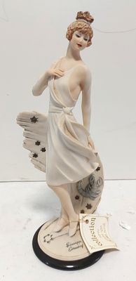 פיסלון דקורטיבי ונדיר בסיגנון ארט דקו של האמן האיטלקי הנודע ללא פגמים חדש בקופסא המקורית כ 26 