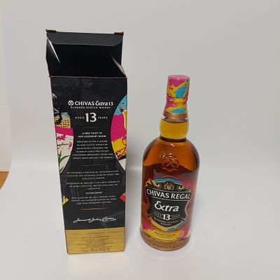 וויסקי סקוטי איכותי בקבוק סגור