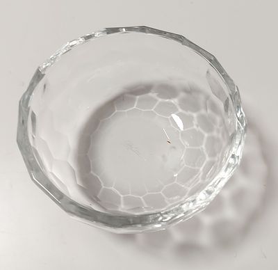 קערת קריסטל של המעצב אולג קסיני בקופסה המקורית קוטר כ14 ס"מ