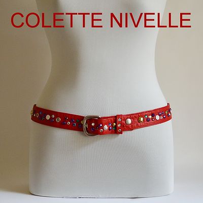 COLETTE NIVELLE Красный кожаный ремень. Производство Франция, Маркировка: COLETTE NIVELLE