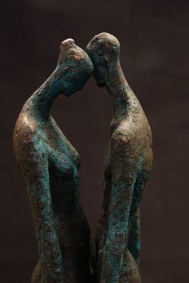 Харазян Сурен "Всё что было " 42 /22 /18см , Бронза , 2019год.
«Всё, что было» 
Скульптура 