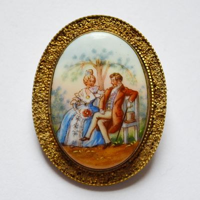 Антикварная лиможская фарфоровая брошь с ручной росписью. Тираж 30/22 экземпляр. Маркировка 