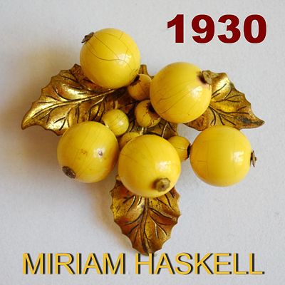 1930 годы MIRIAM HASKELL Винтажный дресс клип. выполнен из латуни с позолотой, крашенное 