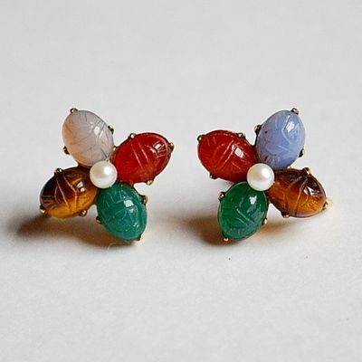 Прекрасные винтажные клипсы Скарабей, выполненные из ювелирного сплава с позолотой см. фото. 