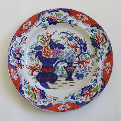 Английская тарелка Имари. Англия. Конец 19 века - начало 20 века. фарфор, ручная роспись по 