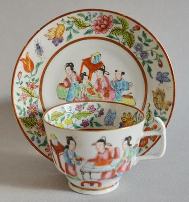 Чайная пара. Фарфор. Китай. Экспорт. 18 век. Размер: высота - 6.3 см ; диаметр - 8.2 см.; 