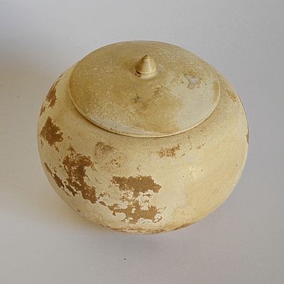 Ваза с крышкой. Япония. Не глазурованная, шаровидной формы. 18-19 век. - возможно раньше. 