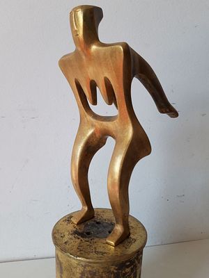 "Ныряльщица" бронза 25 см .